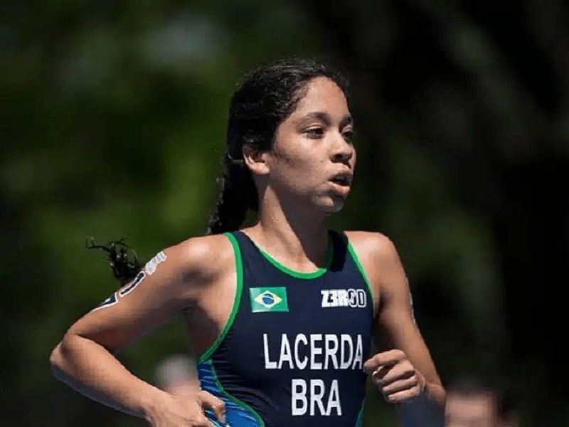 Giovanna Lacerda foi a grande campeã da etapa de Santa Fé da Copa América de Triatlo, na Argentina